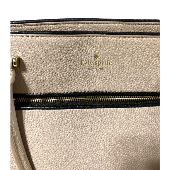 Kate Spade New York Chester Street Allyn Large Tan Blush Black Tassel EUC - Picture 6 of 9